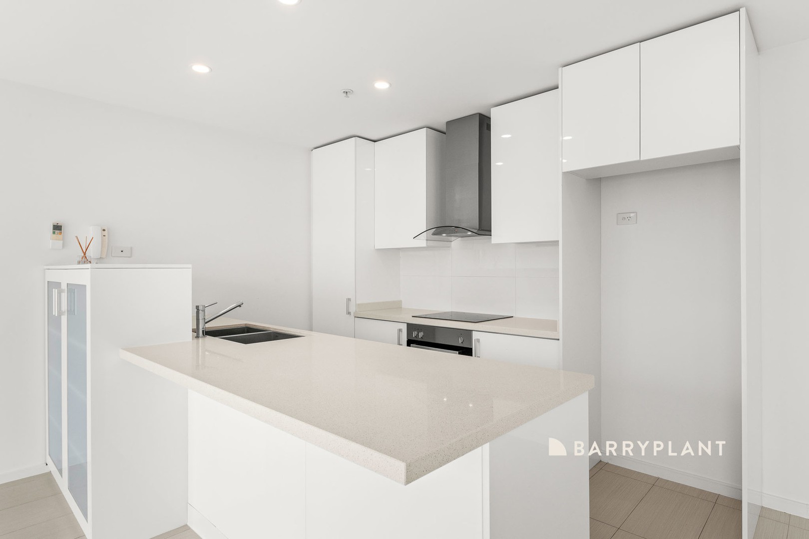 302/437 North Road, Ormond, VIC 3204 - Thumbnail 2 - 27/02/2025