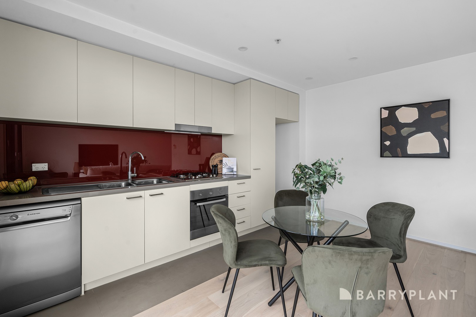 302/685 High Street, Thornbury, VIC 3071, Thornbury - Thumbnail 3