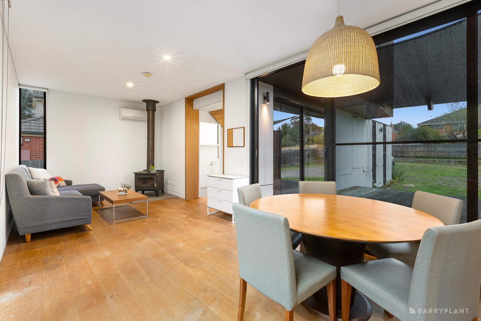 302 Highbury Road, Mount Waverley, VIC 3149, Mount Waverley - Thumbnail 4