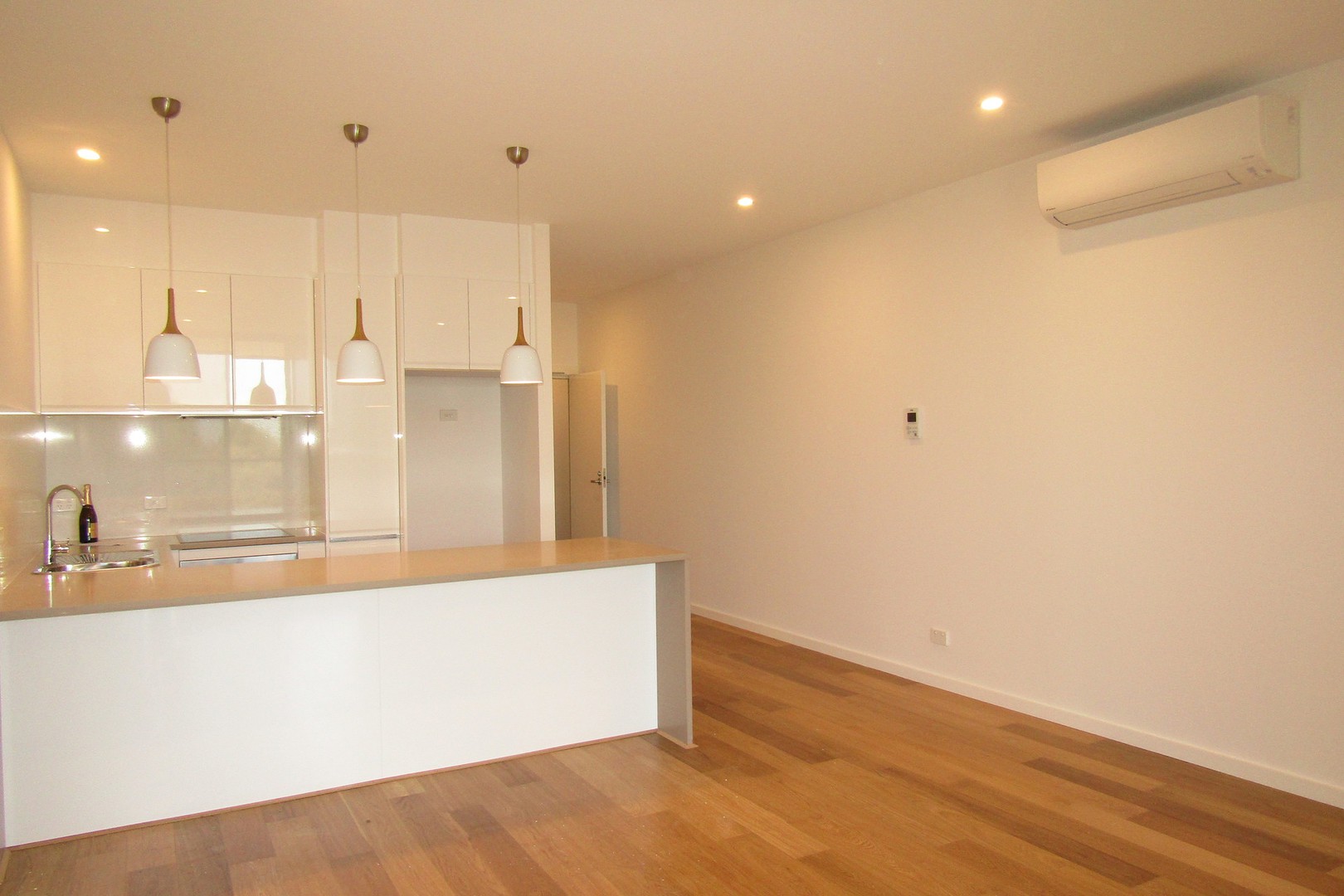 302B/58 Johnson Street, Reservoir, VIC 3073, Reservoir - Thumbnail 4