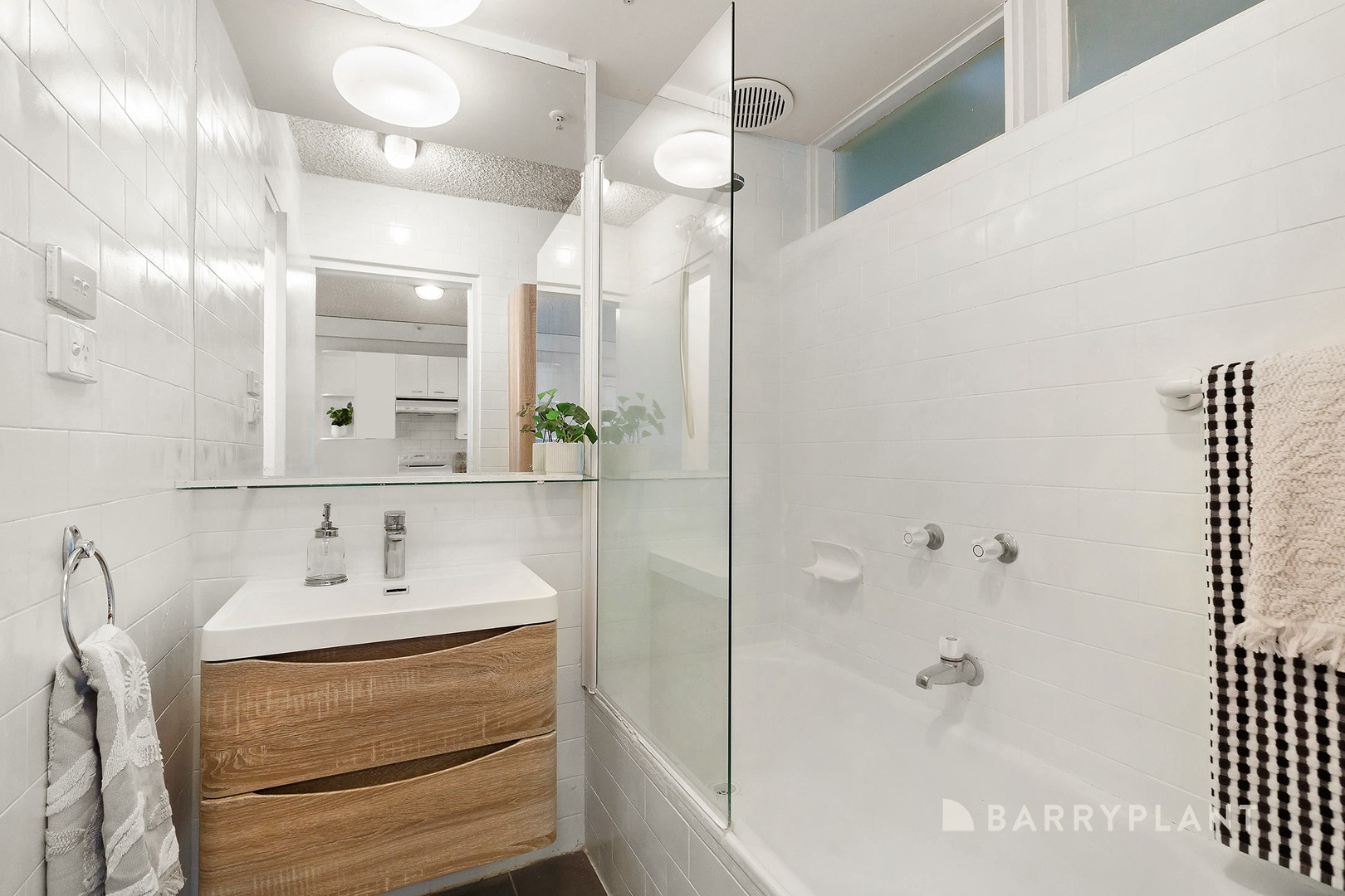 303/81 Queens Road, Melbourne, VIC 3004, Melbourne - Thumbnail 6