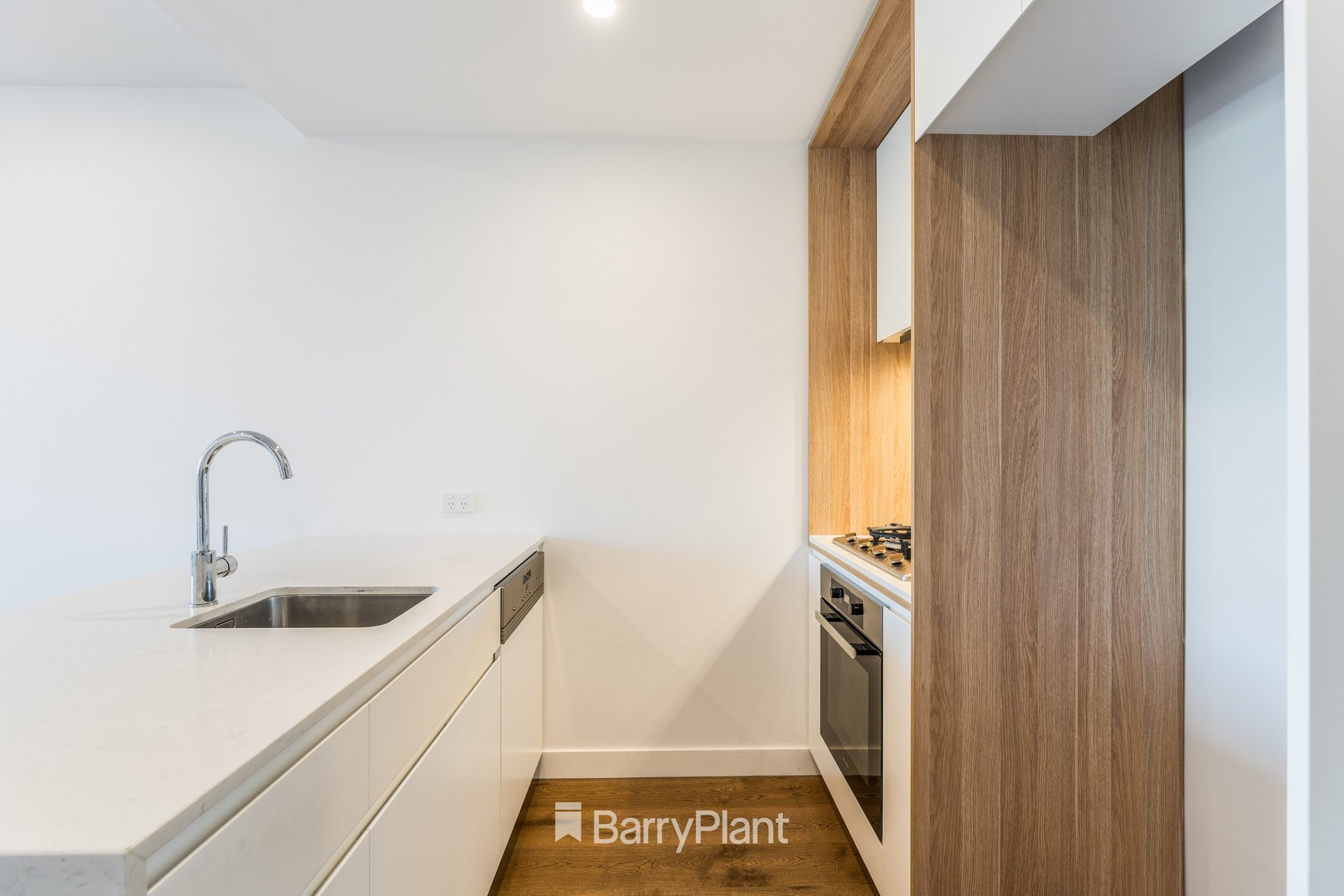 304/18 Malone Street, Geelong, VIC 3220, Geelong - Thumbnail 2