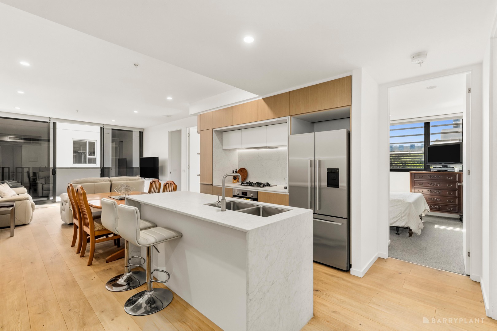 304/19 Frederick Street, Doncaster, VIC 3108 - Thumbnail 2 - 11/03/2026