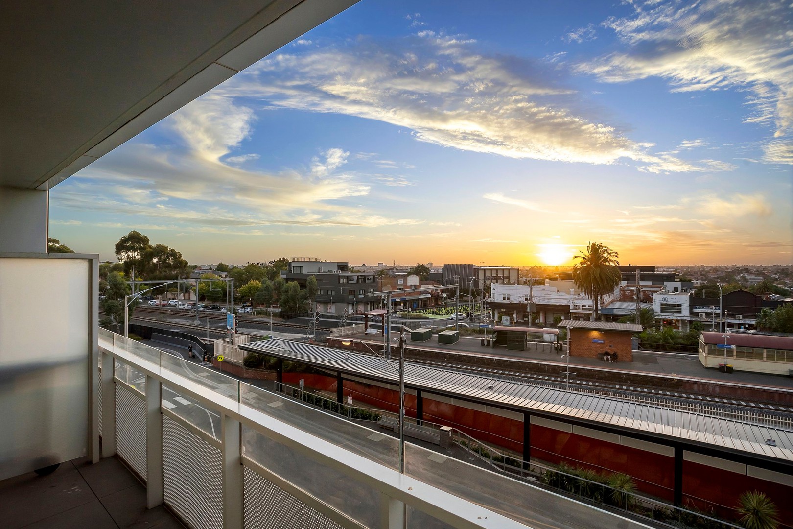 304/19 Russell StreetEssendon, VIC 3040, Essendon - Thumbnail 2