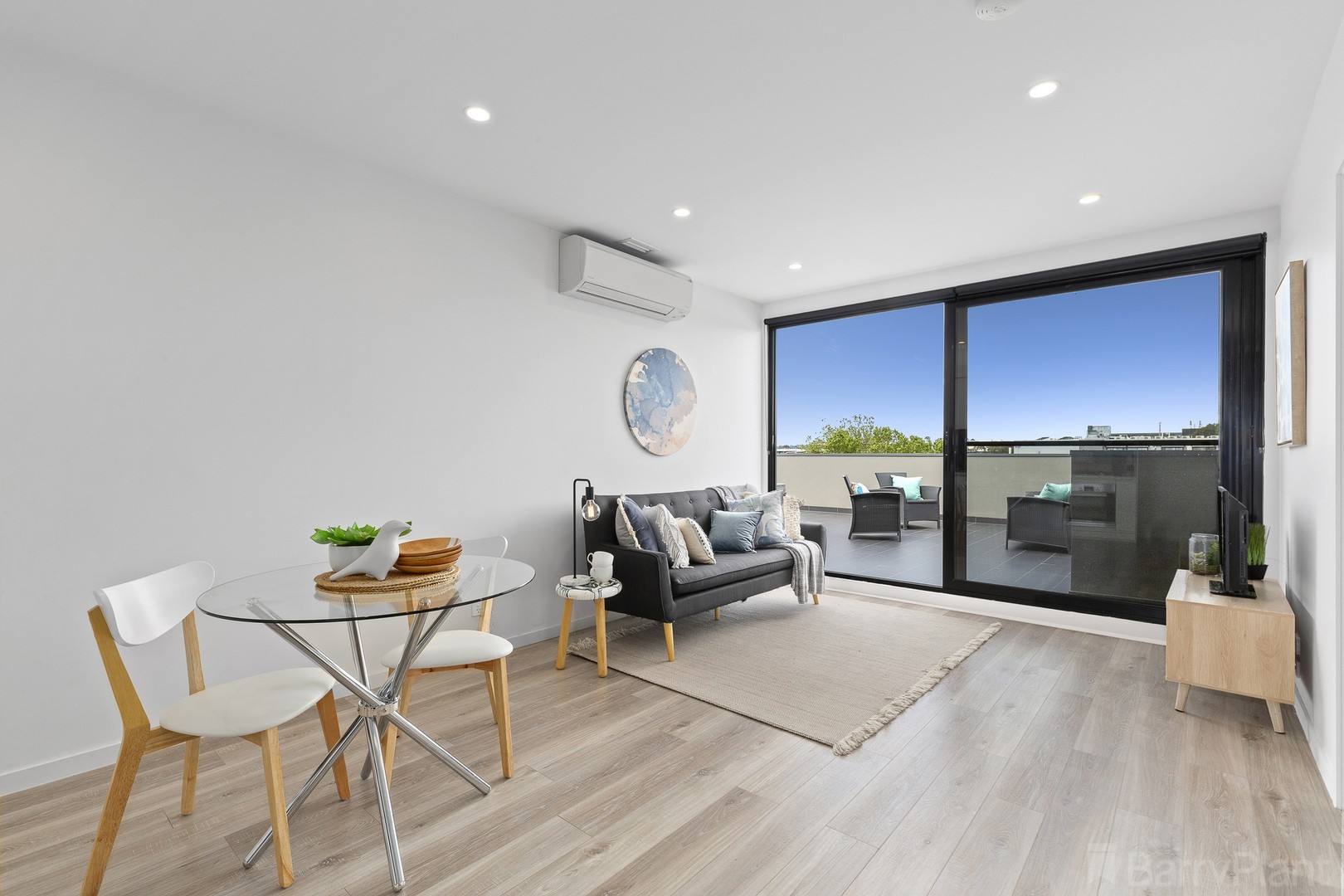 304/2-4 Churchill Street, Ringwood, VIC 3134, Ringwood - Thumbnail 2