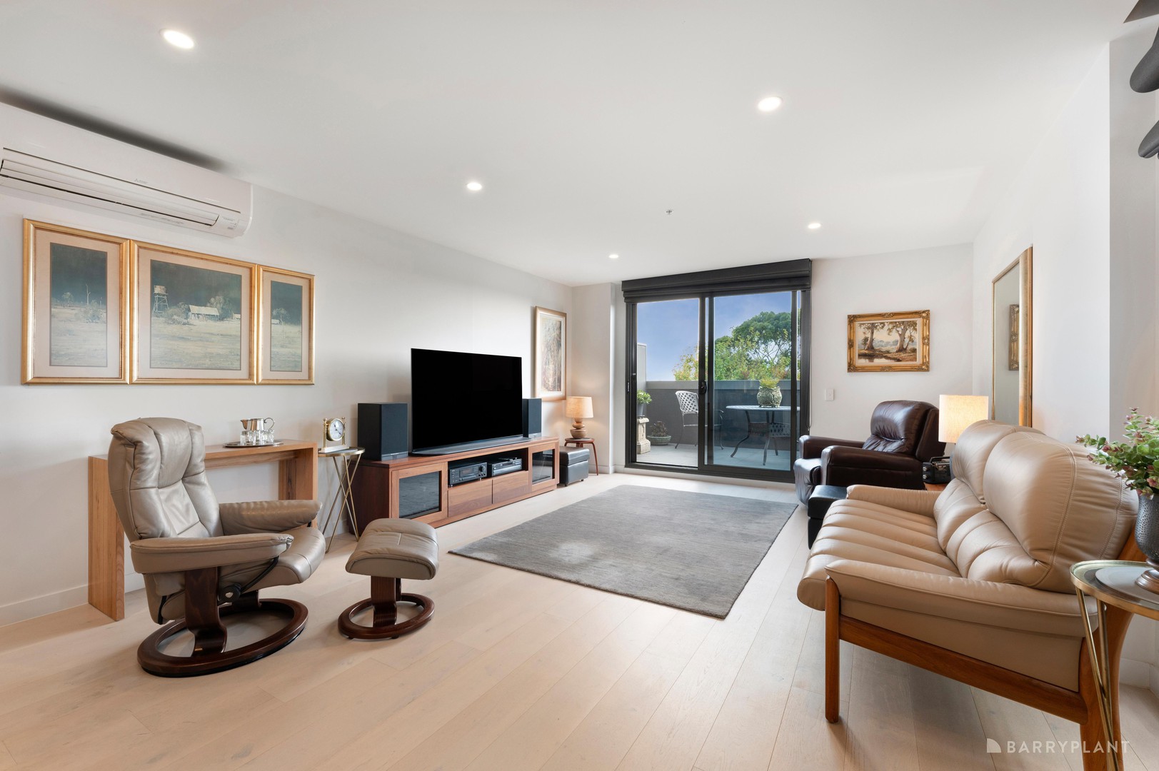 304/399 Manningham Road, Doncaster, VIC 3108 - Thumbnail 2 - 27/02/2026