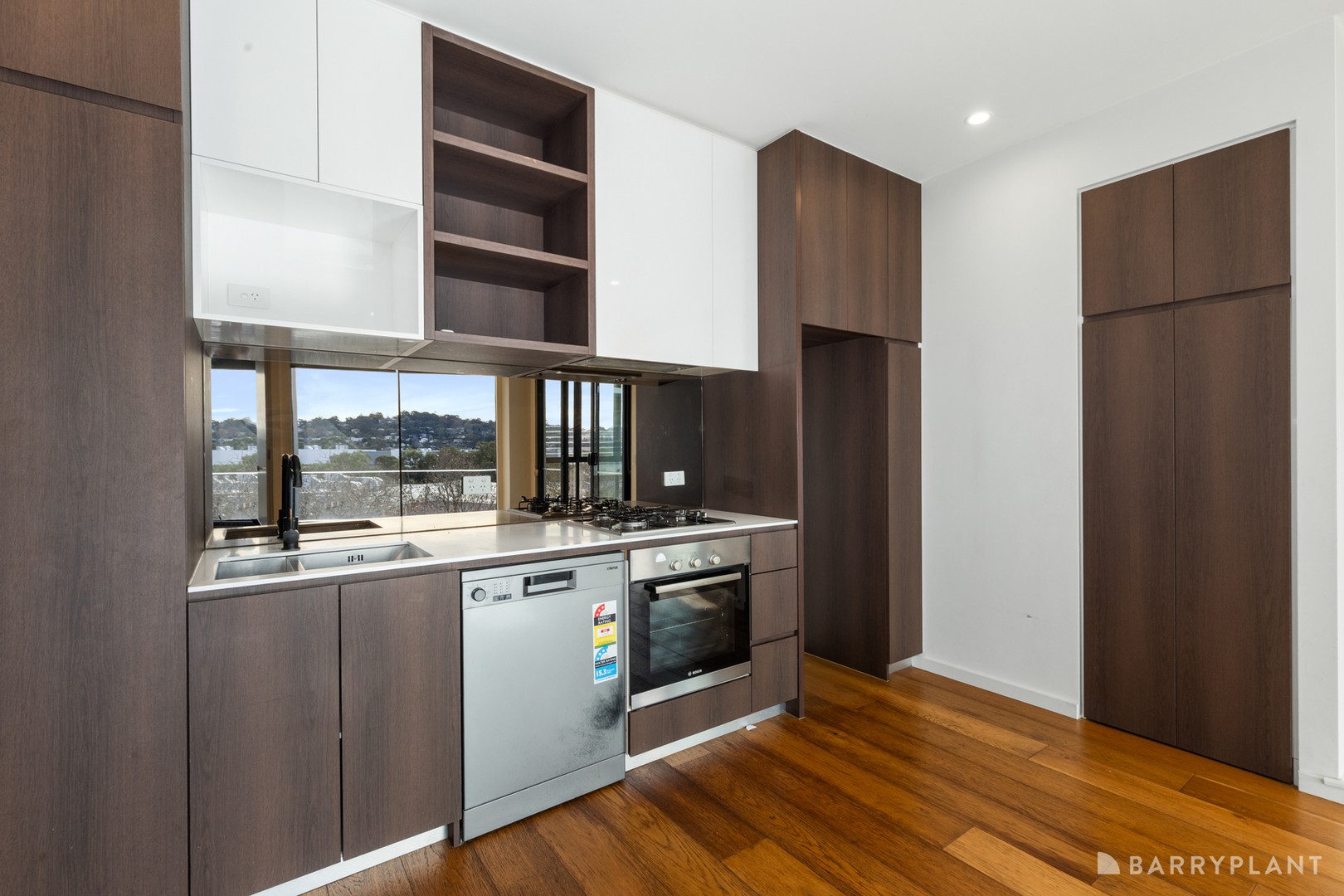 305/92 Maroondah Highway, Ringwood, VIC 3134 - Thumbnail 1 - 09/07/2026