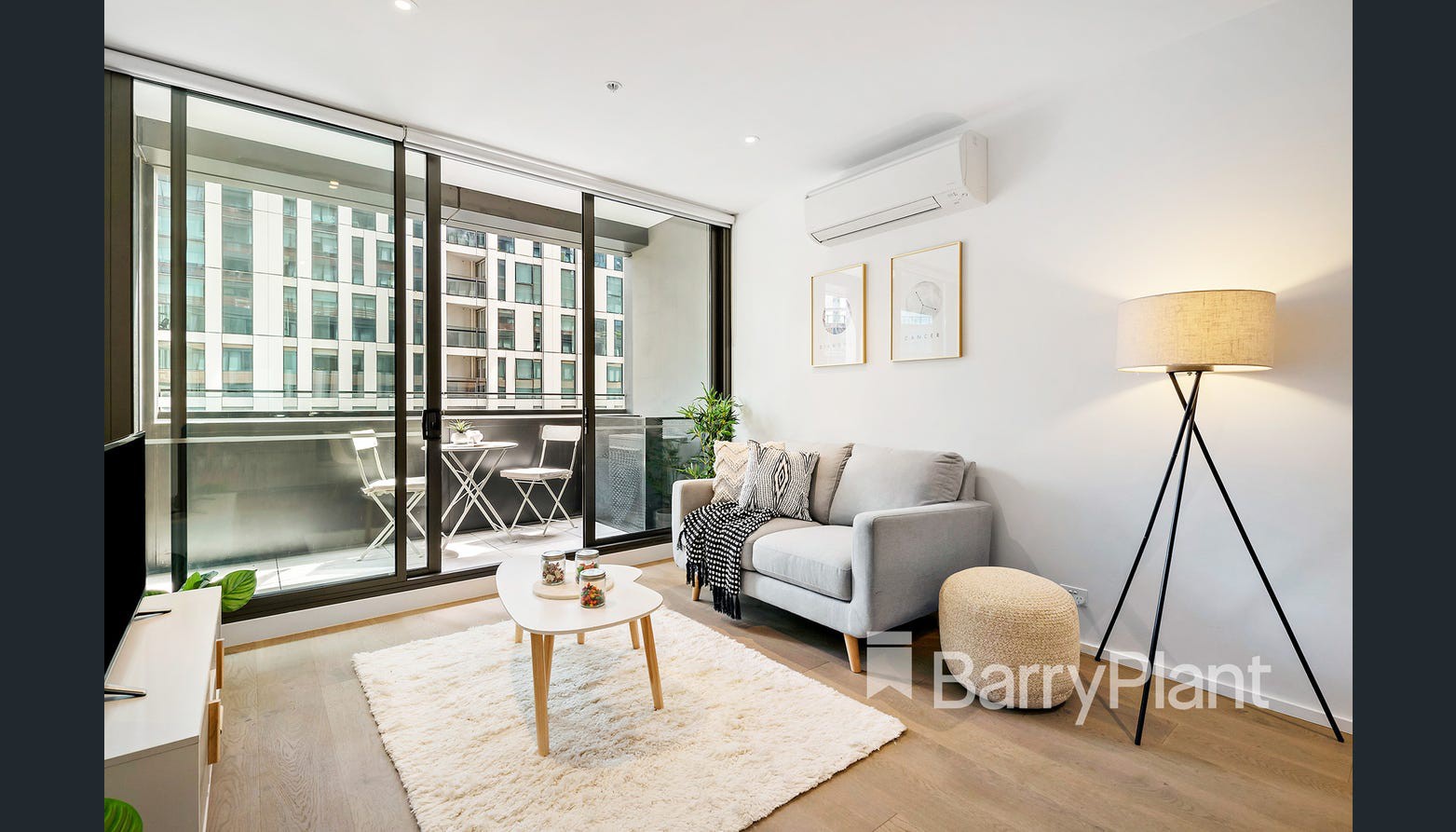 305N/889 Collins Street, Docklands, VIC 3008, Docklands - Thumbnail 2