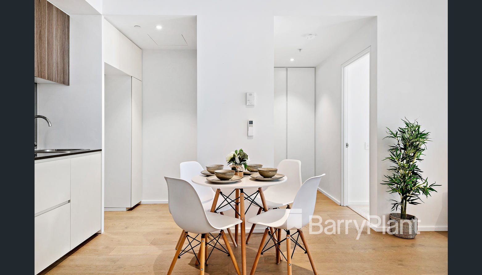 305N/889 Collins Street, Docklands, VIC 3008, Docklands - Thumbnail 3