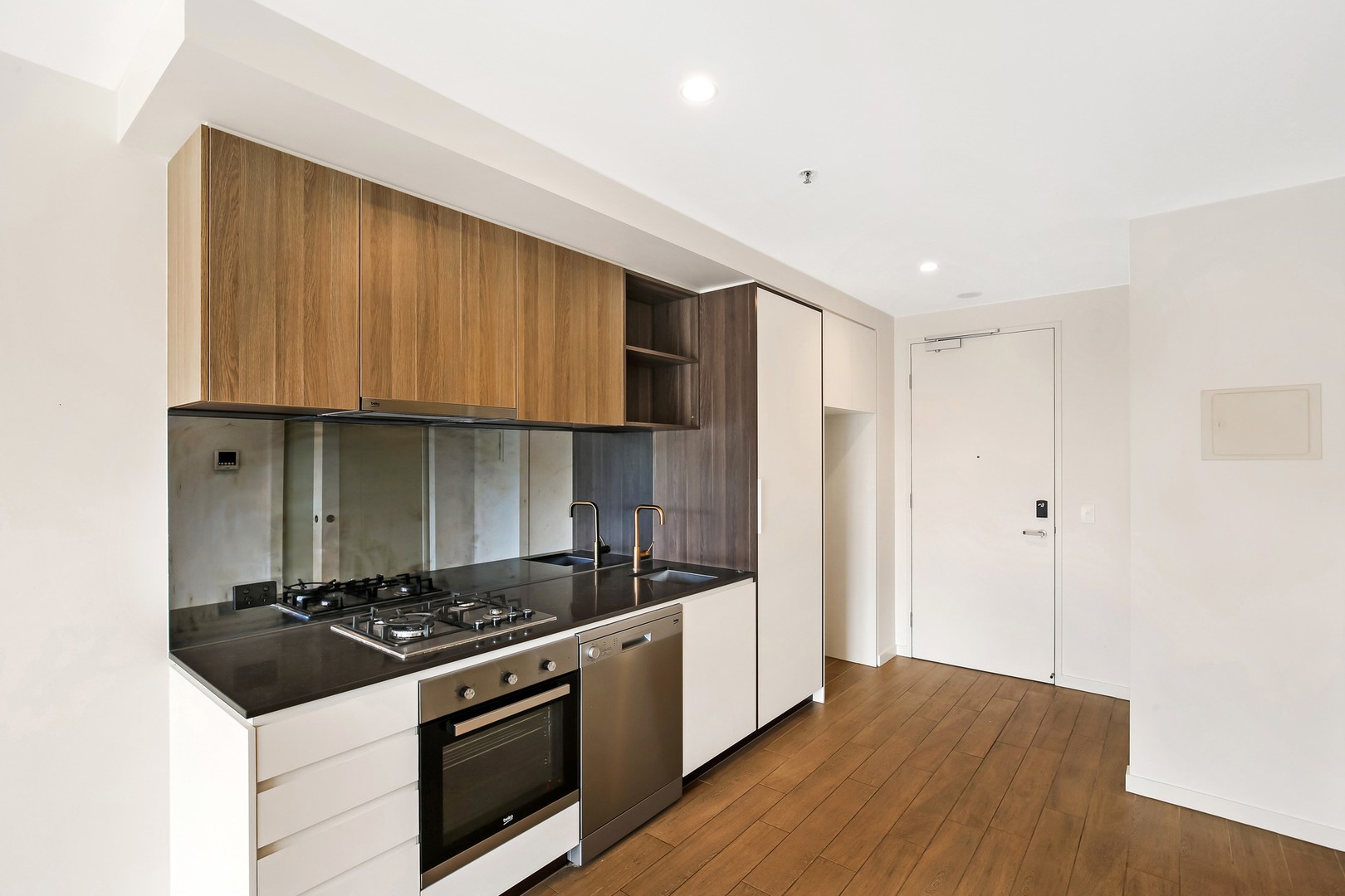 307/3 Snake Gully, Bundoora, VIC 3083 - Thumbnail 1 - 07/01/2026