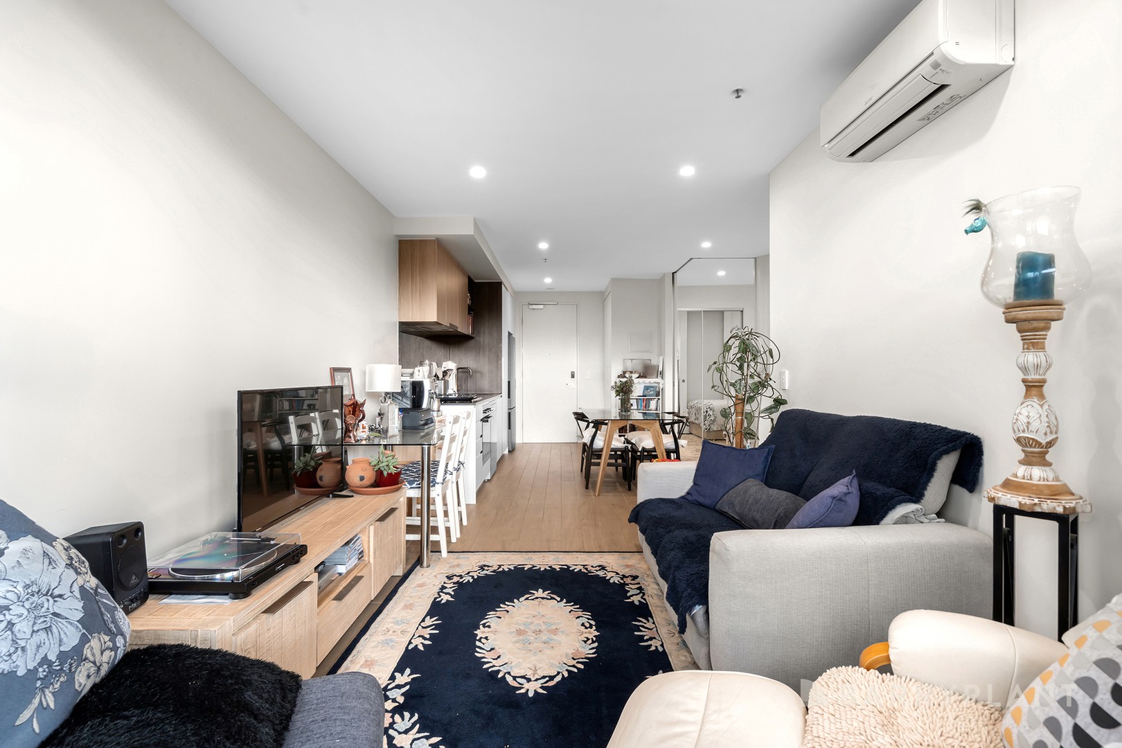 307/3 Snake Gully Drive, Bundoora, VIC 3083 - Thumbnail 2 - 01/10/2025