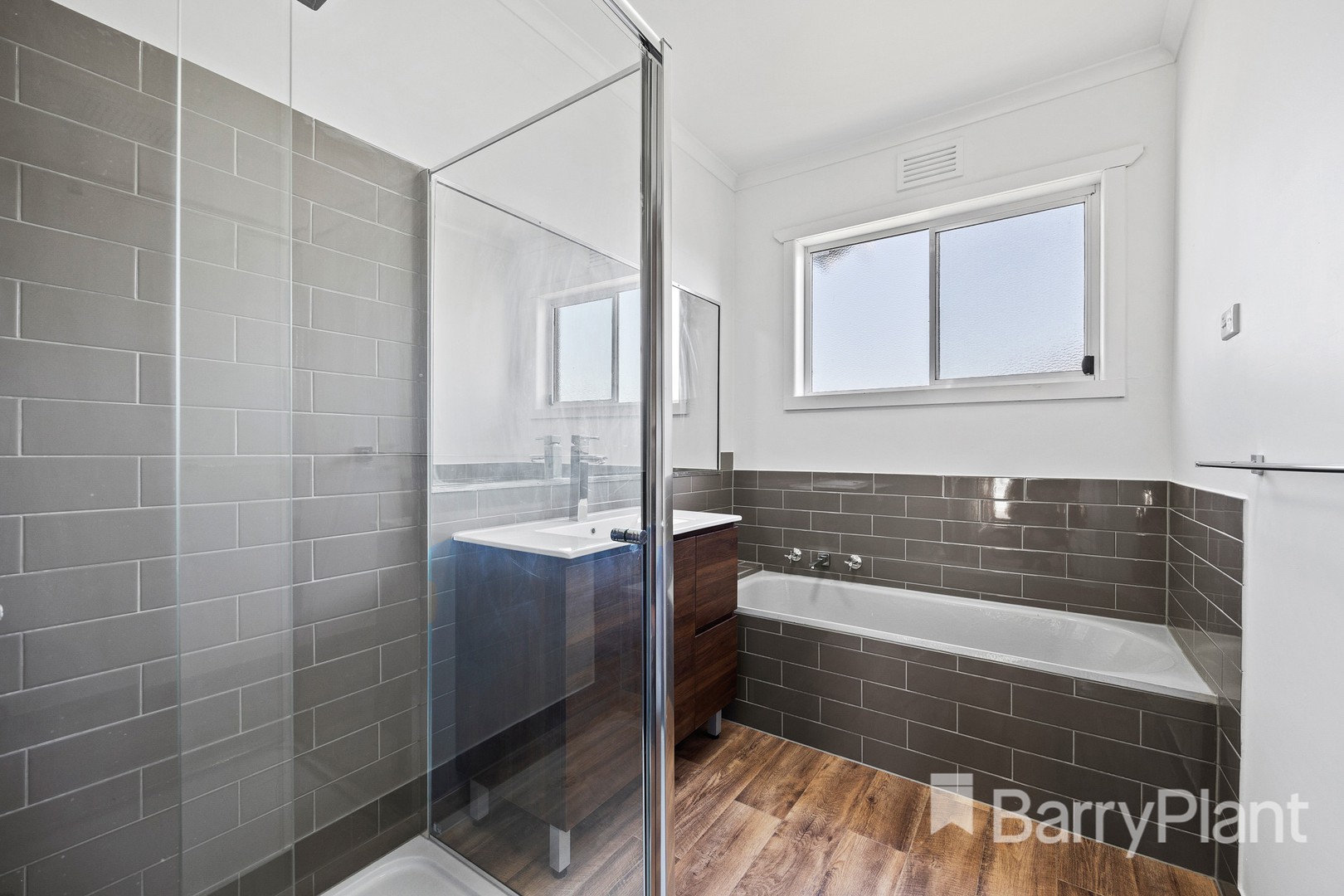 307 Dowling Street, Wendouree, VIC 3355, Wendouree - Thumbnail 8