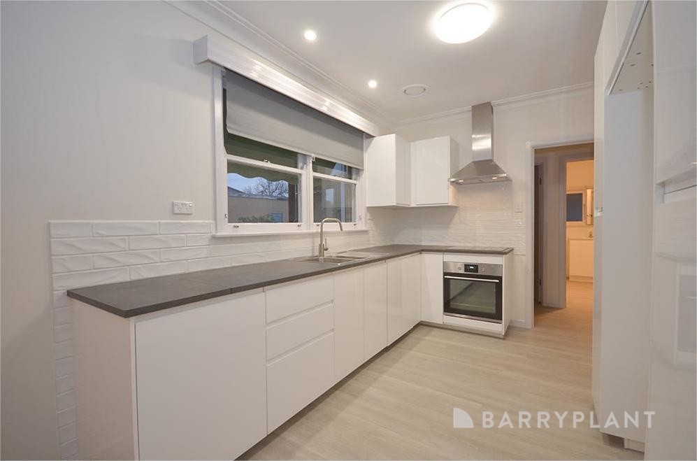 307 Forest Street, Wendouree, VIC 3355, Wendouree - Thumbnail 2