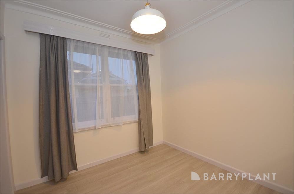 307 Forest Street, Wendouree, VIC 3355, Wendouree - Thumbnail 4