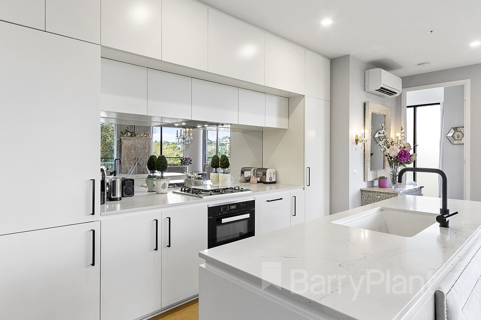 309/42a Nelson Street, Ringwood, VIC 3134 - Thumbnail 2 - 13/07/2022