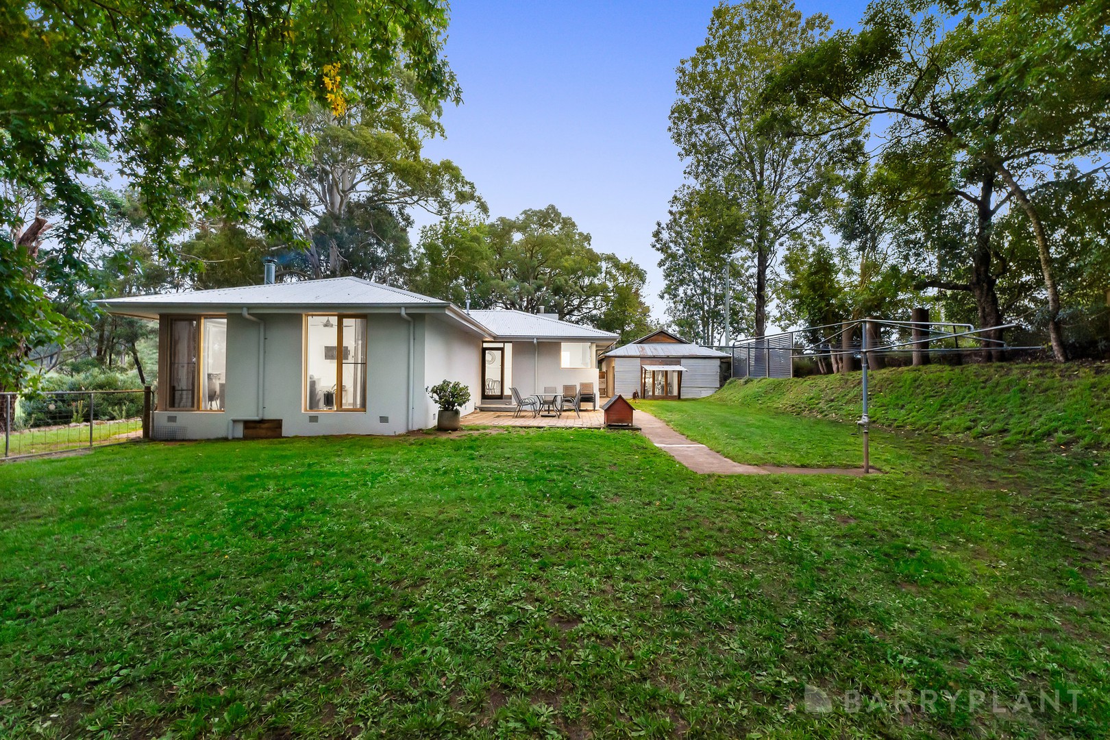 3090 Gembrook Launching Place Road, Gembrook, VIC 3783 - Thumbnail 2 - 21/04/2026