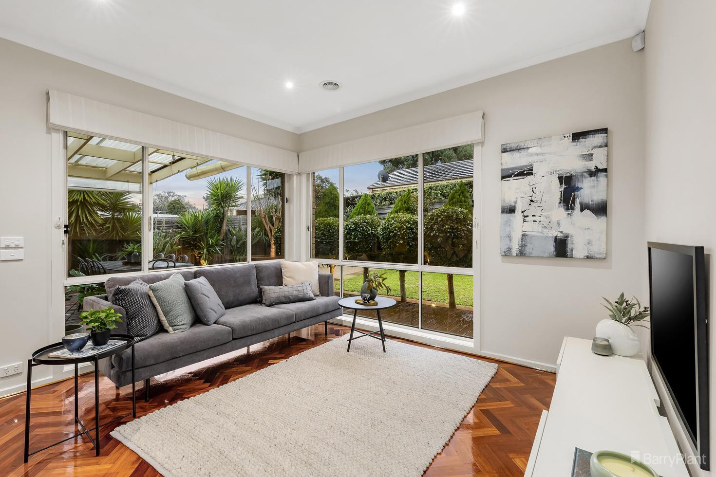 30A Casey Crescent, Viewbank, VIC 3084, Viewbank - Thumbnail 2