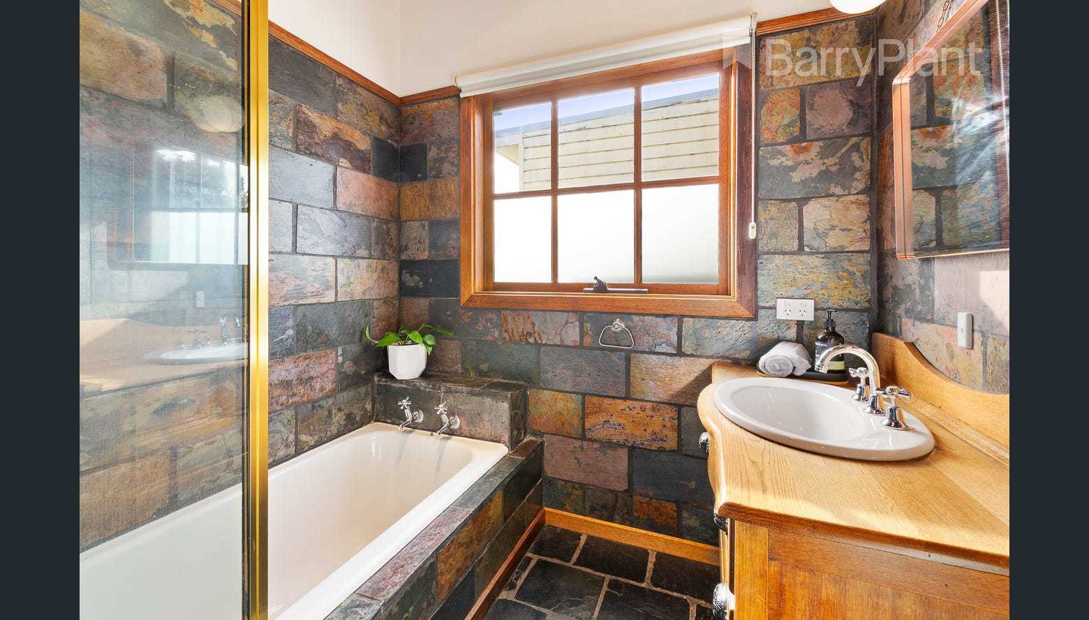 30a Clifton Grove, Coburg, VIC 3058, Coburg - Thumbnail 7