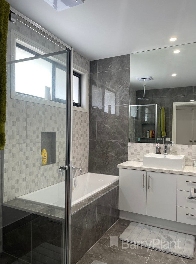 30A Green Valley Crescent, Hampton Park, VIC 3976, Hampton Park - Thumbnail 8