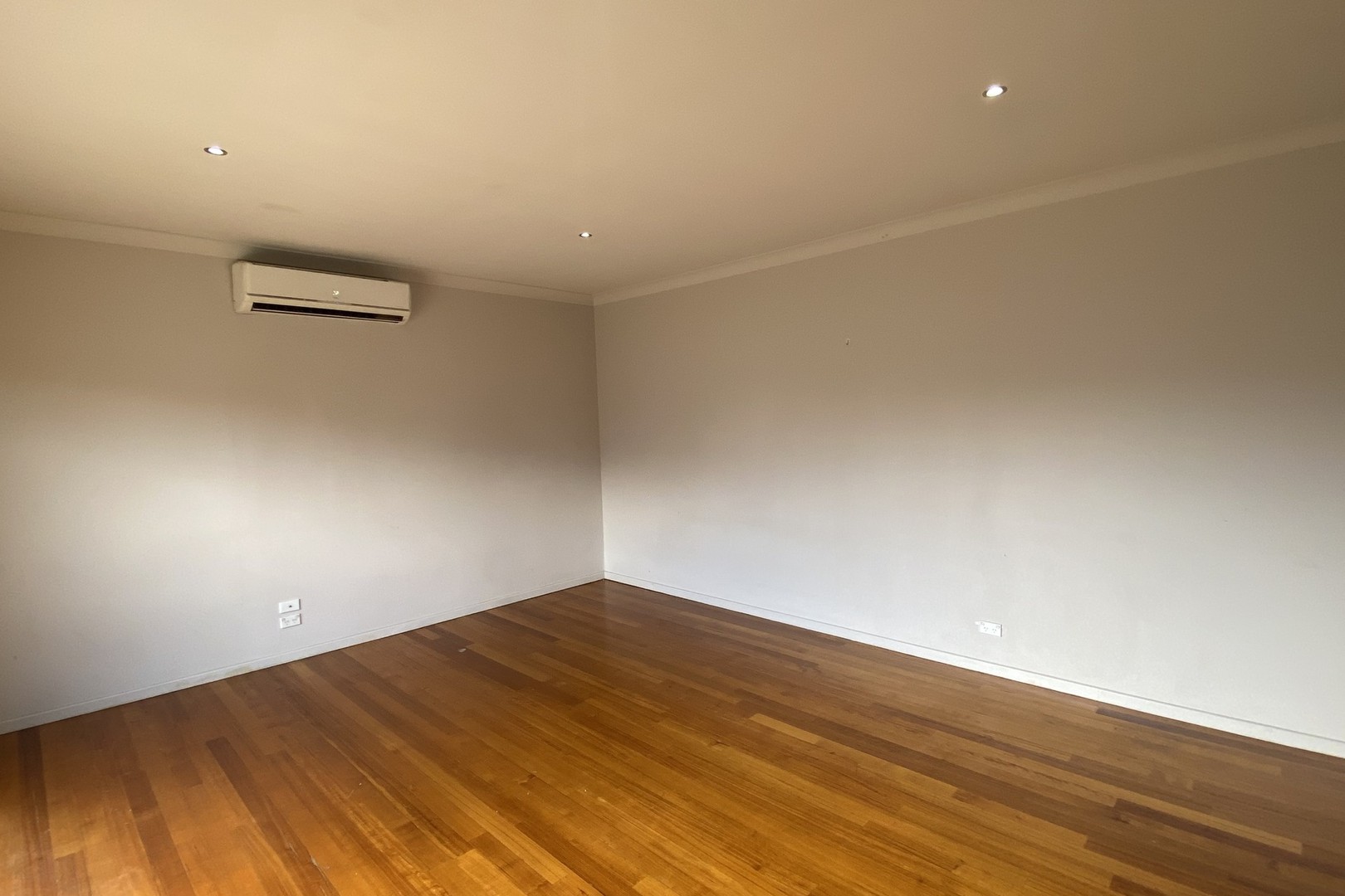 30B Invermay Street, Reservoir, VIC 3073, Reservoir - Thumbnail 4