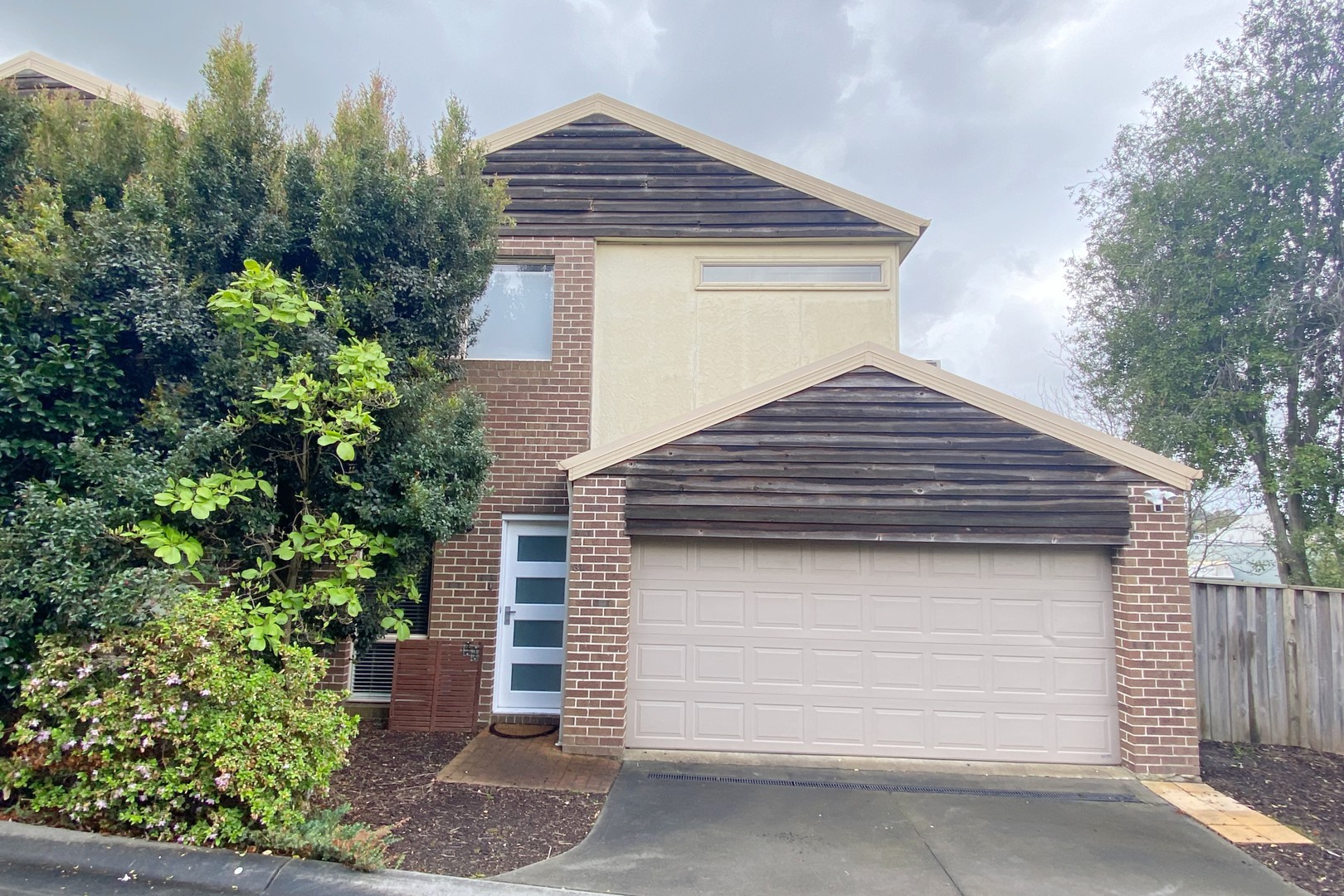 31/52-54 Shinners Avenue, Berwick, VIC 3806, Berwick - Thumbnail 2