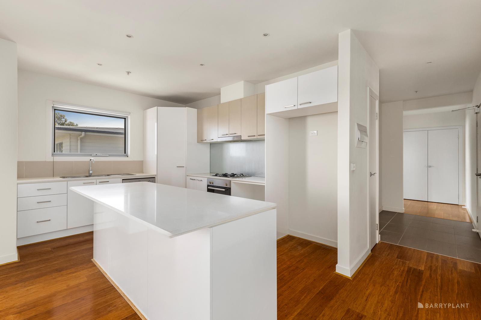 31/881 Doncaster Road, Doncaster East, VIC 3109, Doncaster East - Thumbnail 3