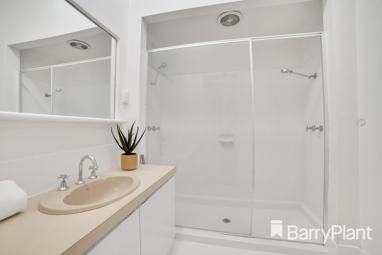 2 Chilton Place, UPPER STURT SA 5156, Upper Sturt - Thumbnail 5