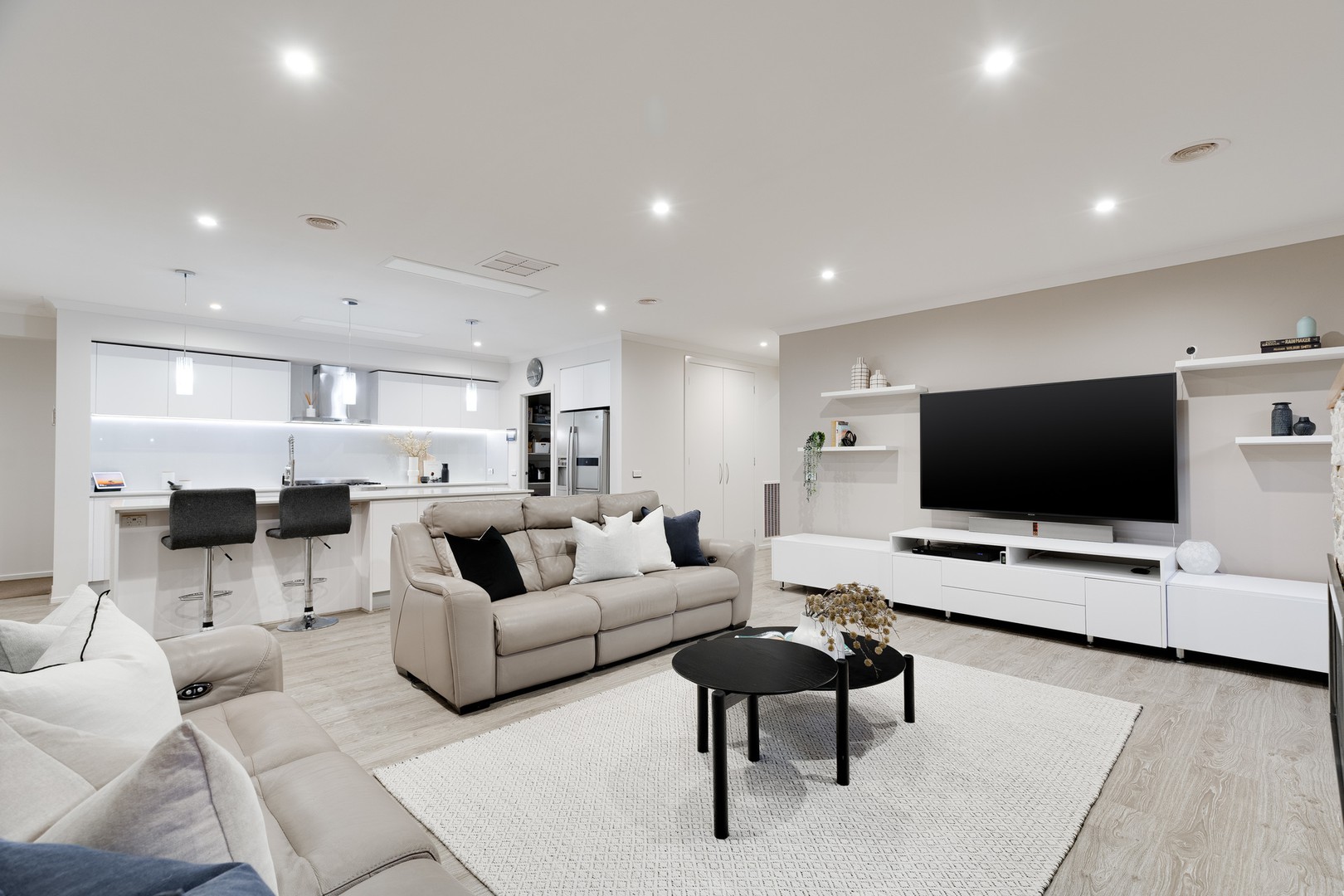 31 Artesian Avenue, Wantirna South, VIC 3152, Wantirna South - Thumbnail 4
