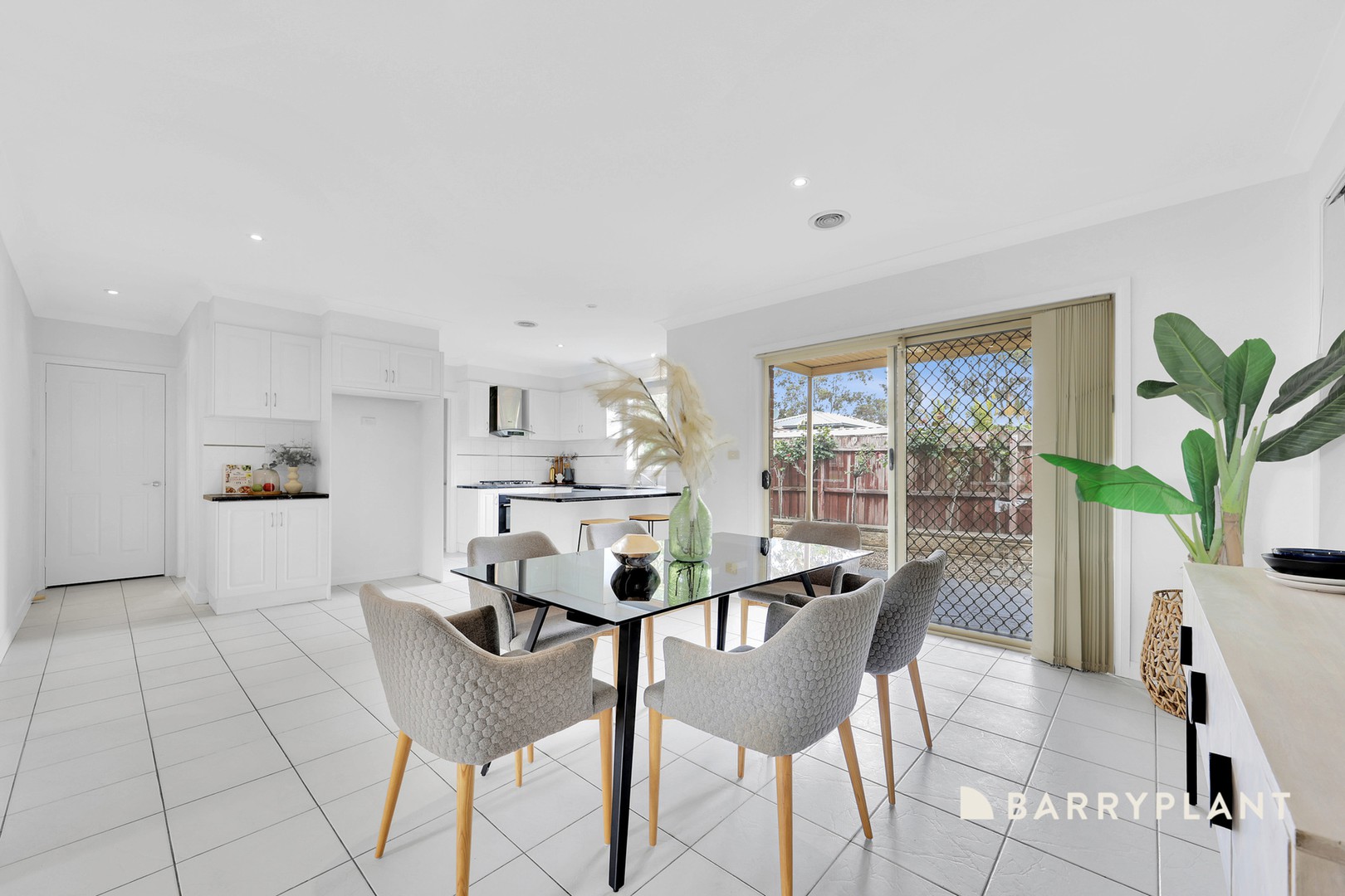 31 Axa Way, South Morang, VIC 3752, South Morang - Thumbnail 4