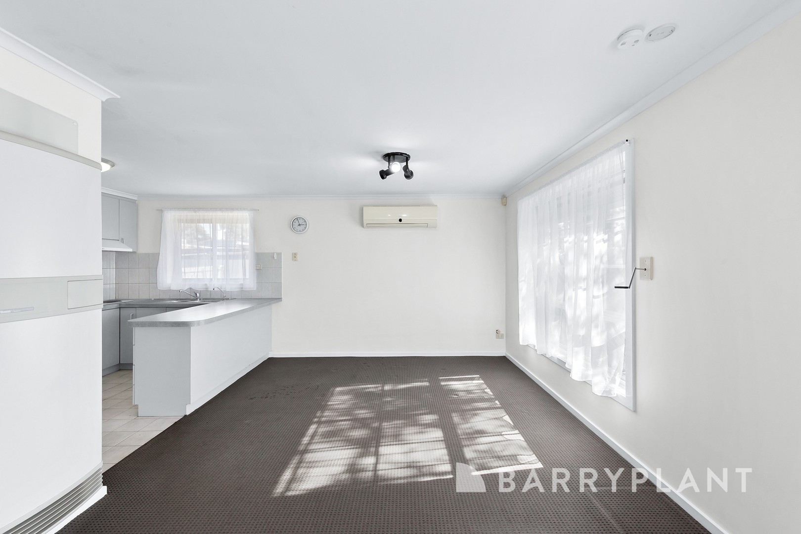 31 Barellan Close, St Albans, VIC 3021, St Albans - Thumbnail 5