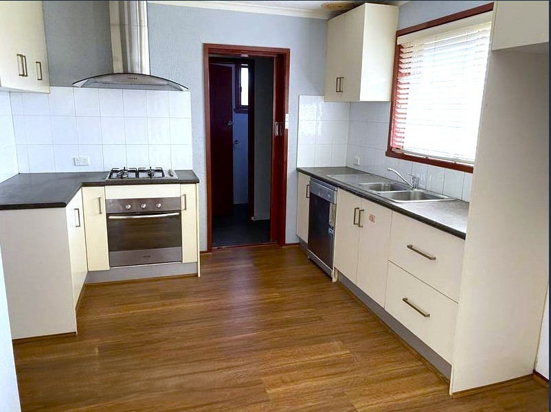 31 Barrot Avenue, Hoppers Crossing, VIC 3029 - Thumbnail 1 - 12/06/2026