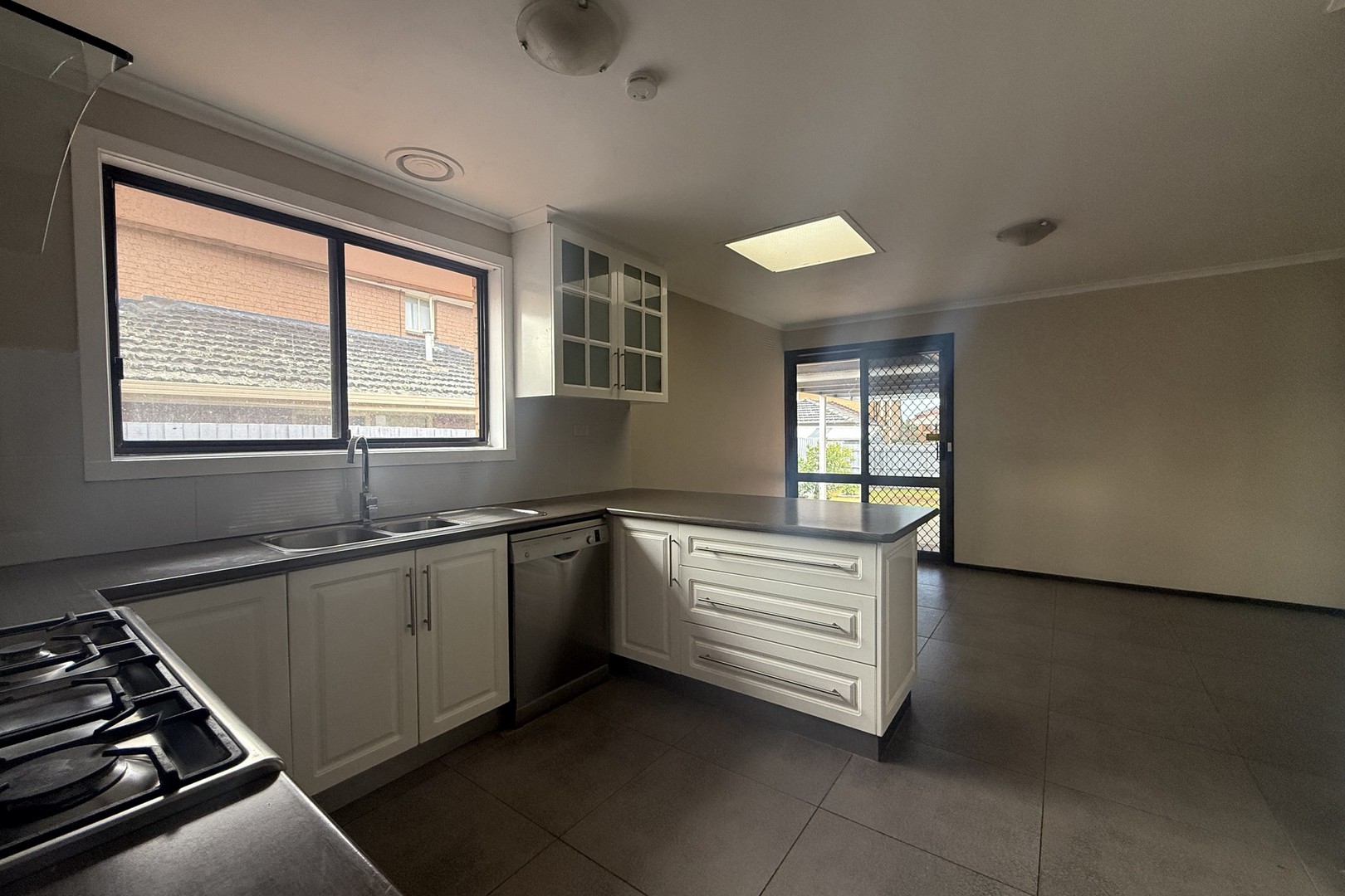 31 Belmont Avenue, Keilor Downs, VIC 3038, Keilor Downs - Thumbnail 5