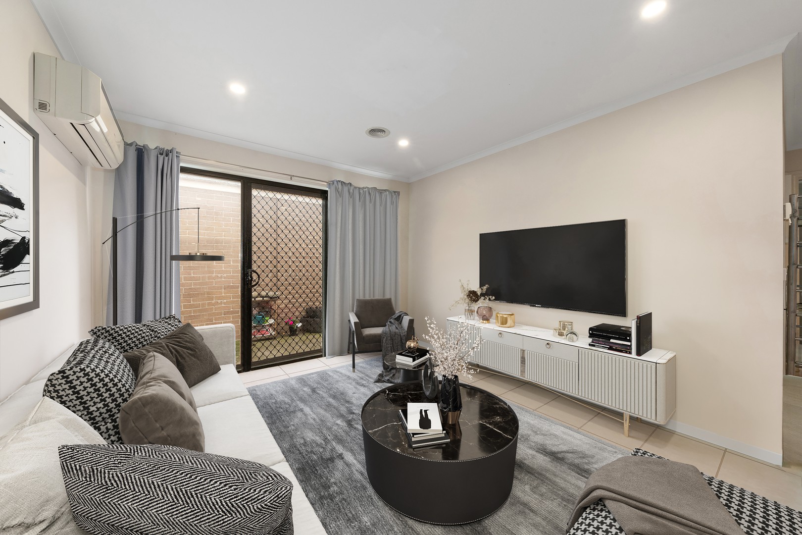 31 Bushranger Boulevard, Cranbourne East, VIC 3977, Cranbourne East - Thumbnail 3