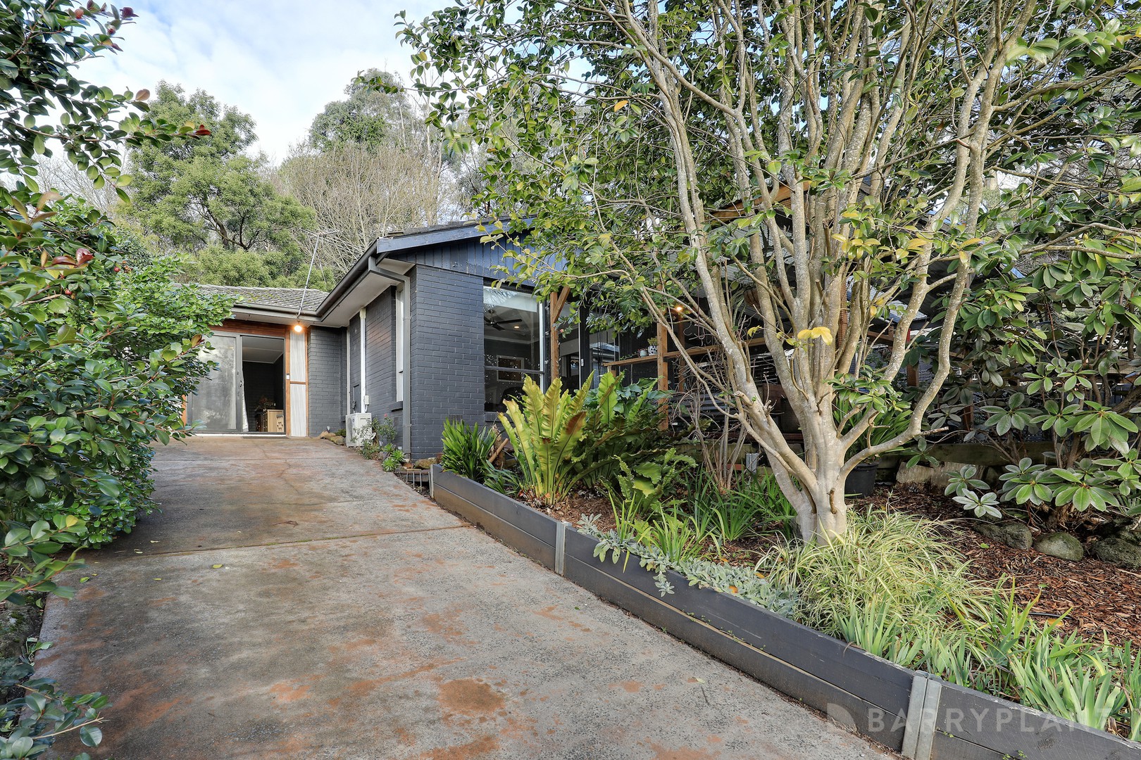 31 Charman Avenue, Emerald, VIC 3782, Emerald - Thumbnail 2