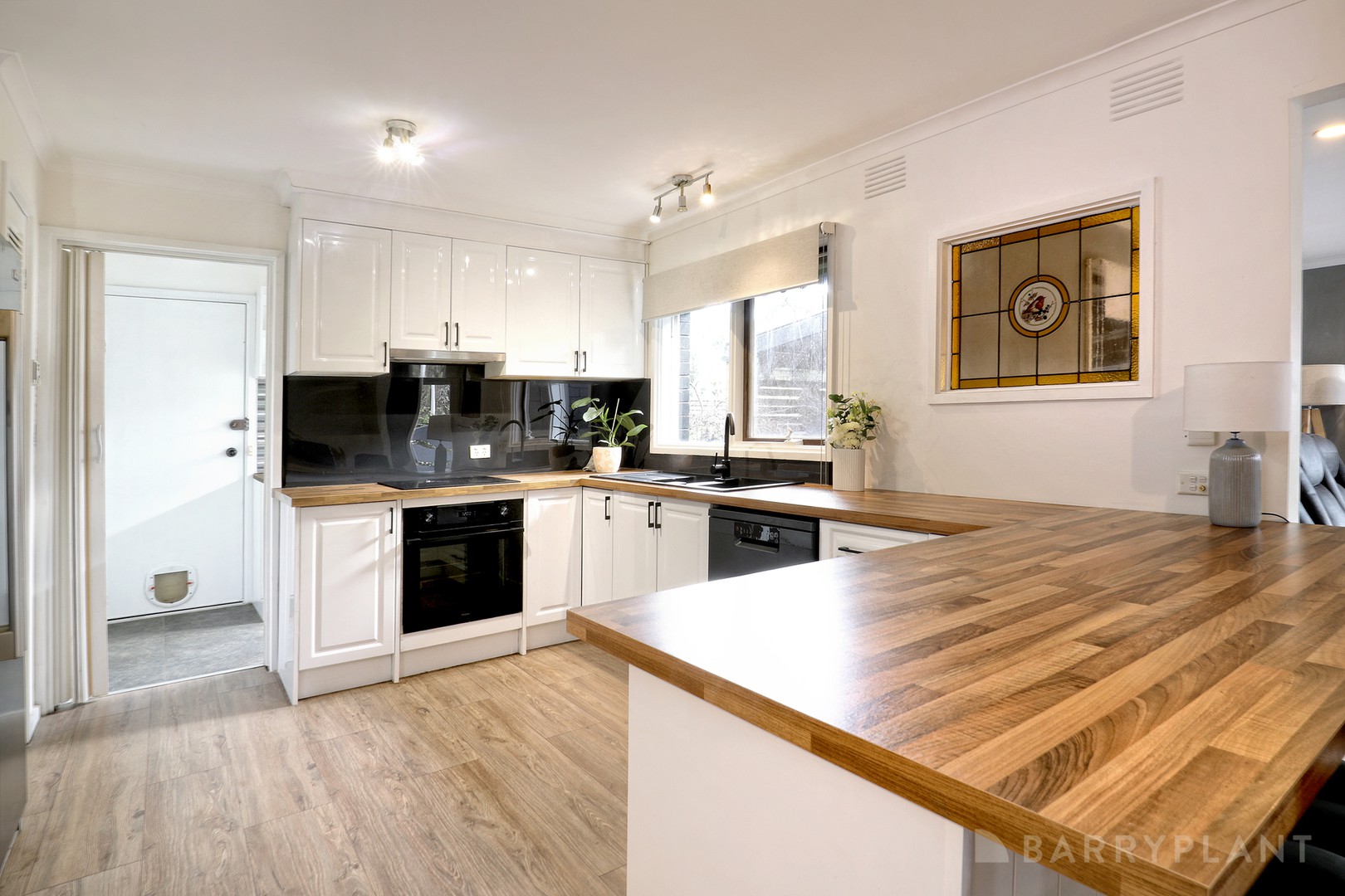 31 Charman Avenue, Emerald, VIC 3782, Emerald - Thumbnail 3