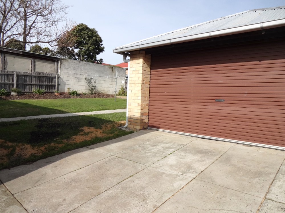 31 Cherry Orchard  Rise, Box Hill North, VIC 3129, Box Hill North - Thumbnail 8