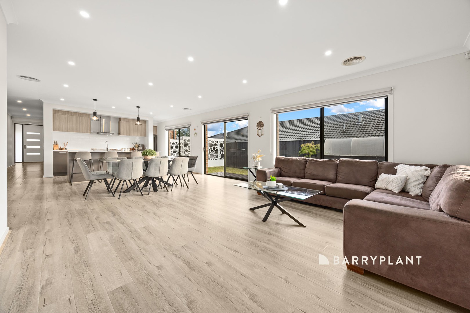 31 Cinnamon Street, Drouin, VIC 3818, Drouin - Thumbnail 7