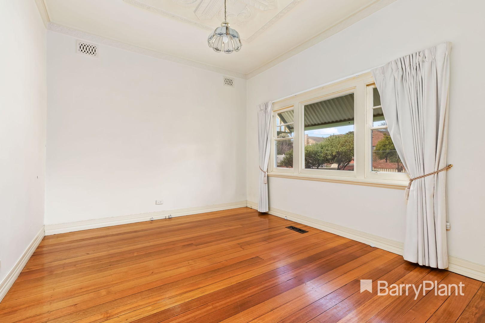 31 Crispe Street, Reservoir, VIC 3073, Reservoir - Thumbnail 7