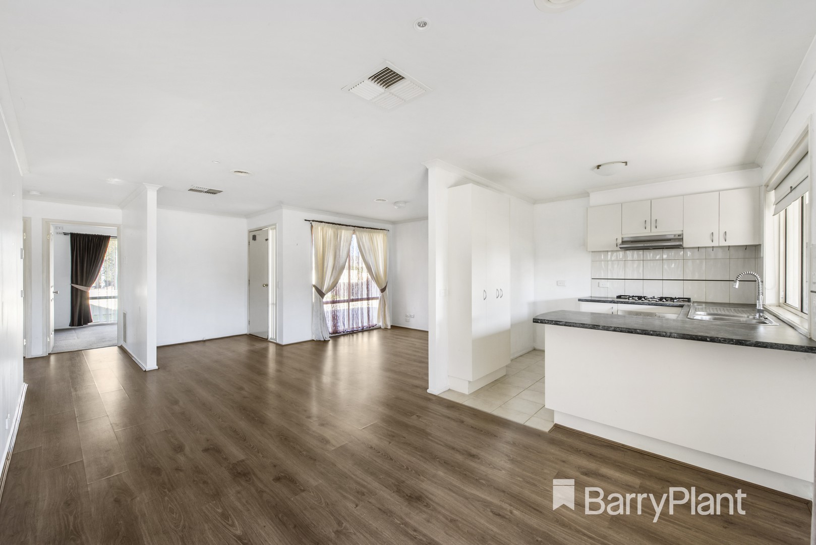 31 Cuthbert  Avenue, Truganina, VIC 3029, Truganina - Thumbnail 2