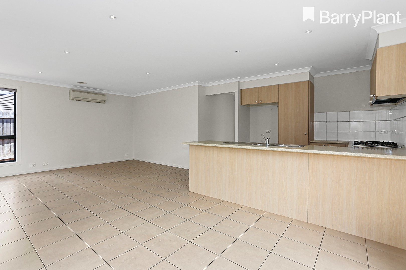 31 Dominion Terrace, Truganina, VIC 3029 - Thumbnail 2 - 03/12/2021