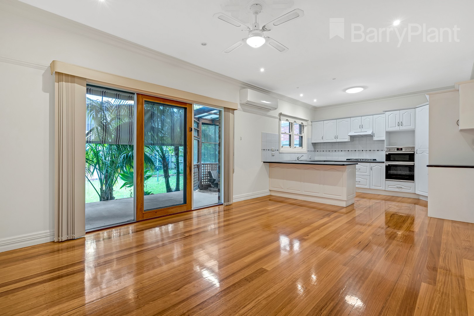 31 Excelsior Street, Reservoir, VIC 3073, Reservoir - Thumbnail 2