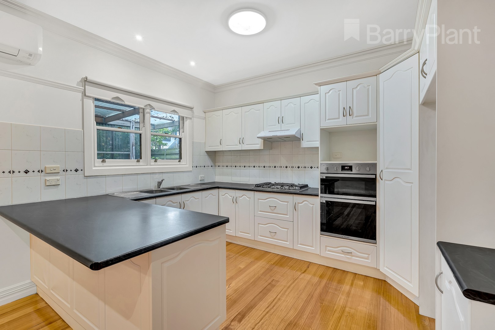 31 Excelsior Street, Reservoir, VIC 3073, Reservoir - Thumbnail 4
