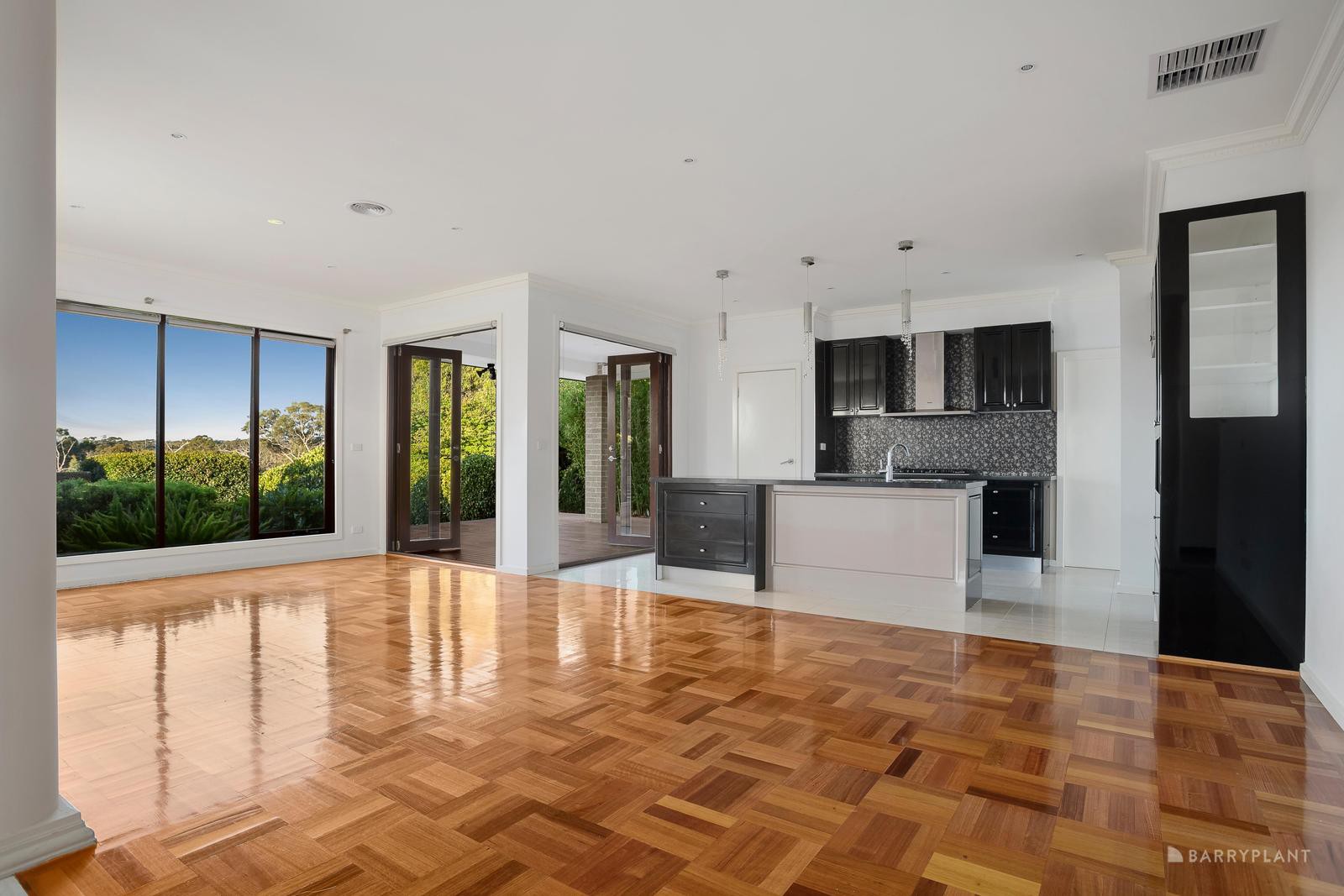 31 Fitzjohns Drive, Bundoora, VIC 3083, Bundoora - Thumbnail 3