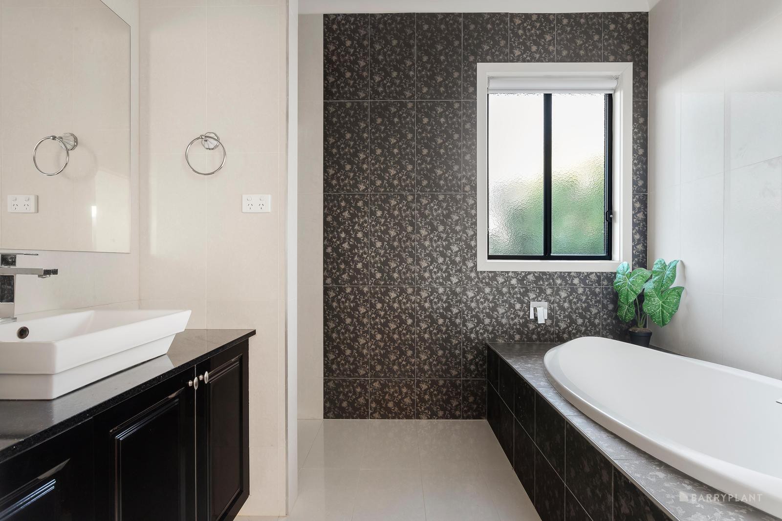 31 Fitzjohns Drive, Bundoora, VIC 3083, Bundoora - Thumbnail 5