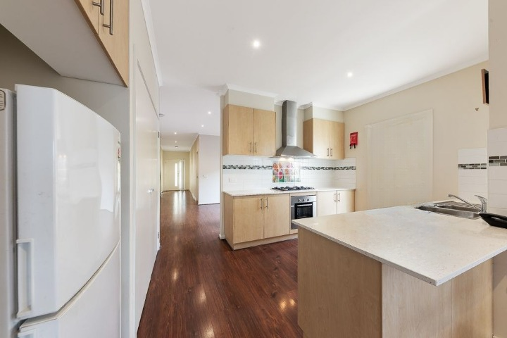 31 Grosvenor Crescent, Derrimut, VIC 3026 - Thumbnail 1 - 03/11/2025