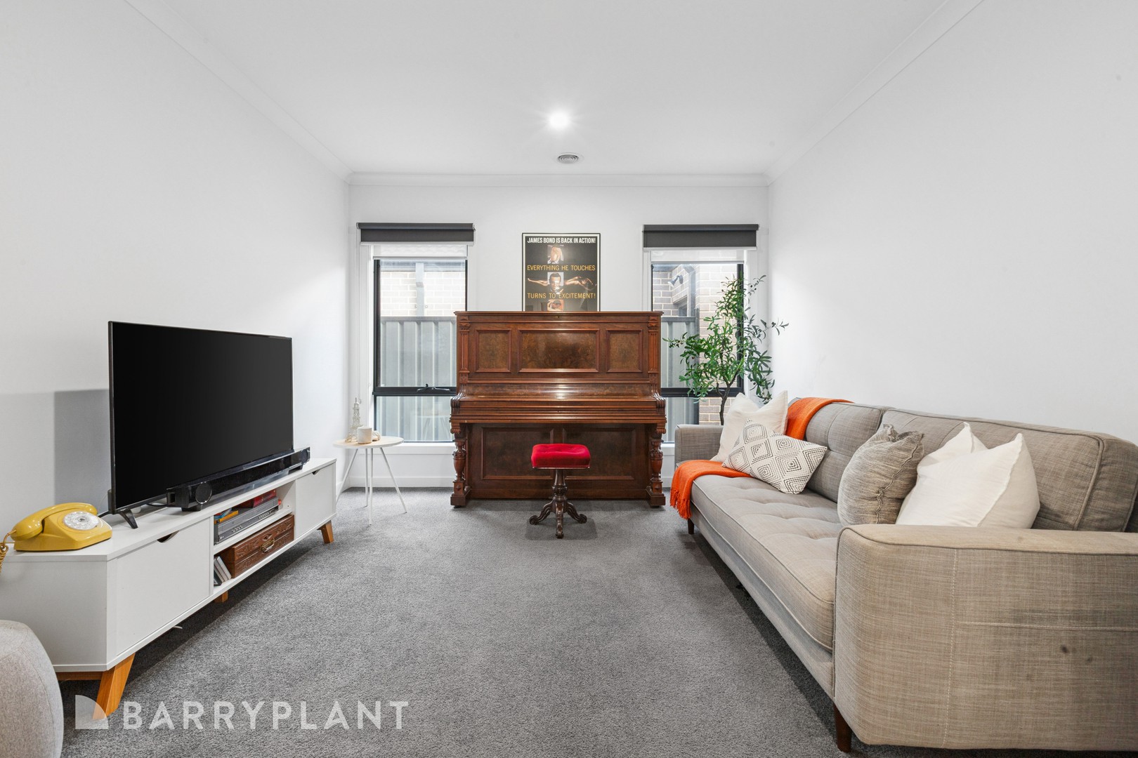 31 Groundberry Avenue, Wallan, VIC 3756, Wallan - Thumbnail 4