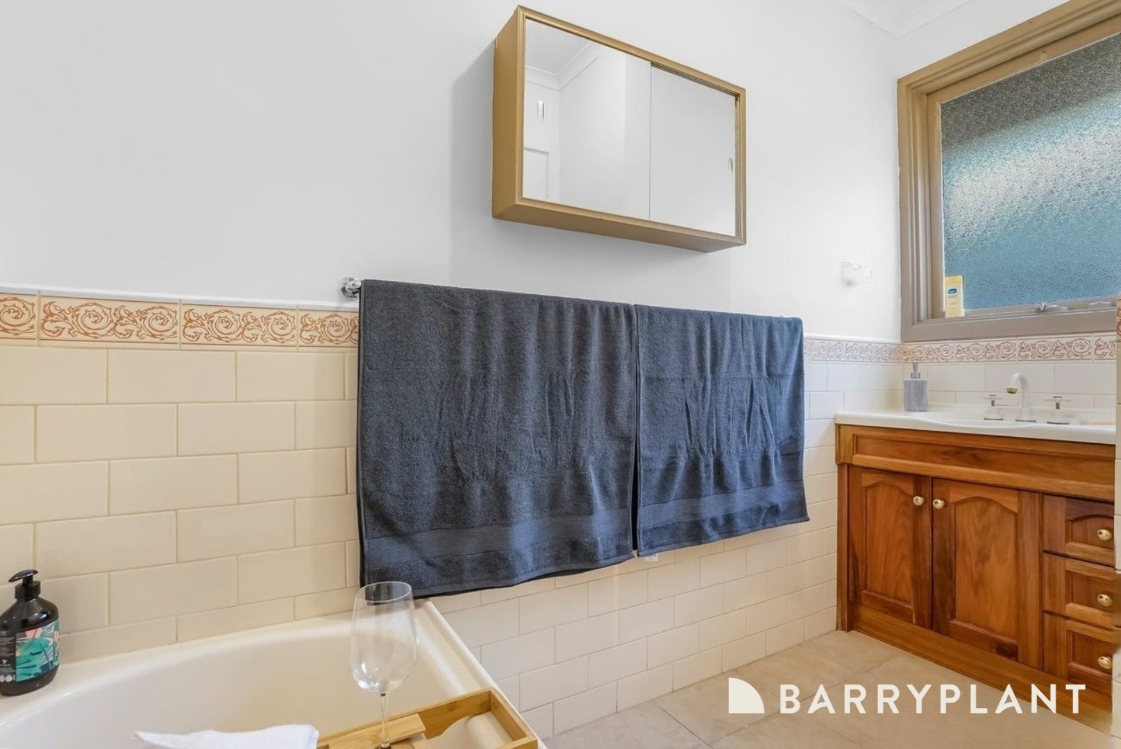 31 Hall Avenue, Altona Meadows, VIC 3028, Altona Meadows - Thumbnail 7