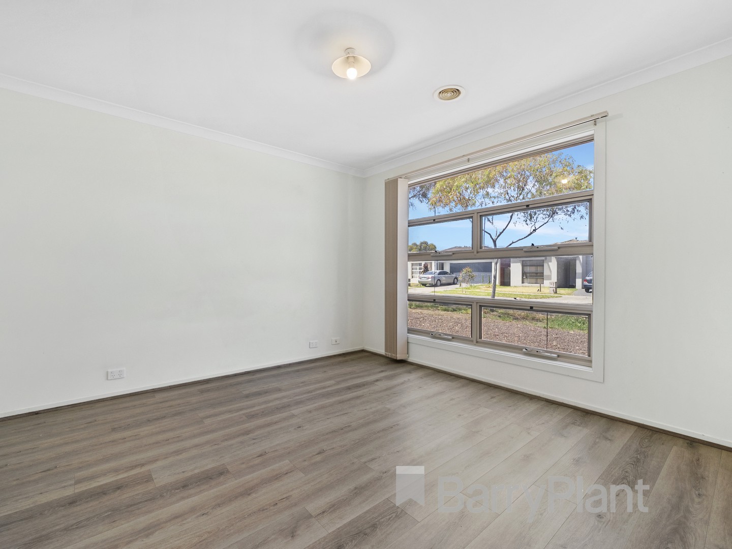 31 Hamish Drive, Tarneit, VIC 3029, Tarneit - Thumbnail 2