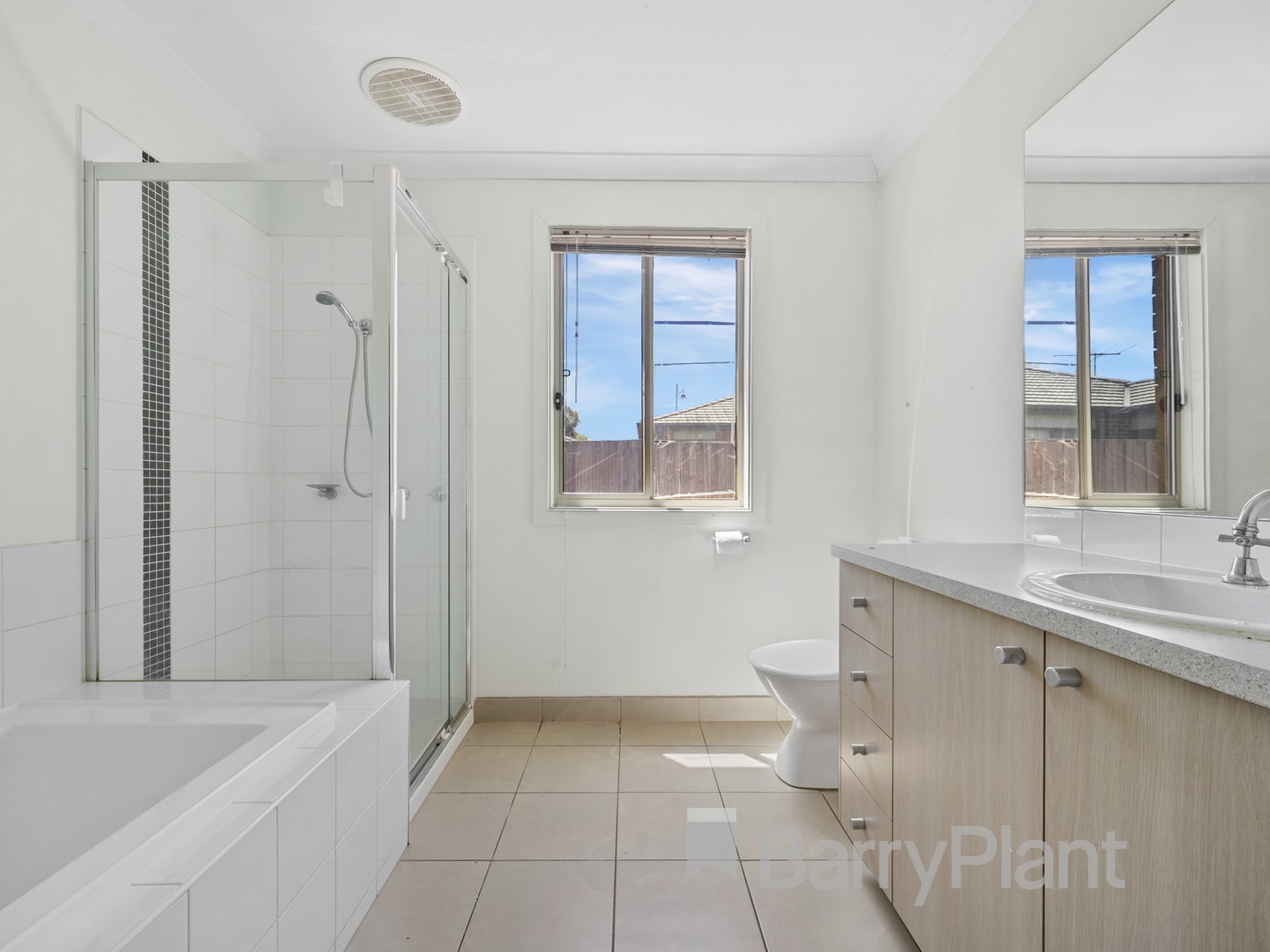 31 Hamish Drive, Tarneit, VIC 3029, Tarneit - Thumbnail 3
