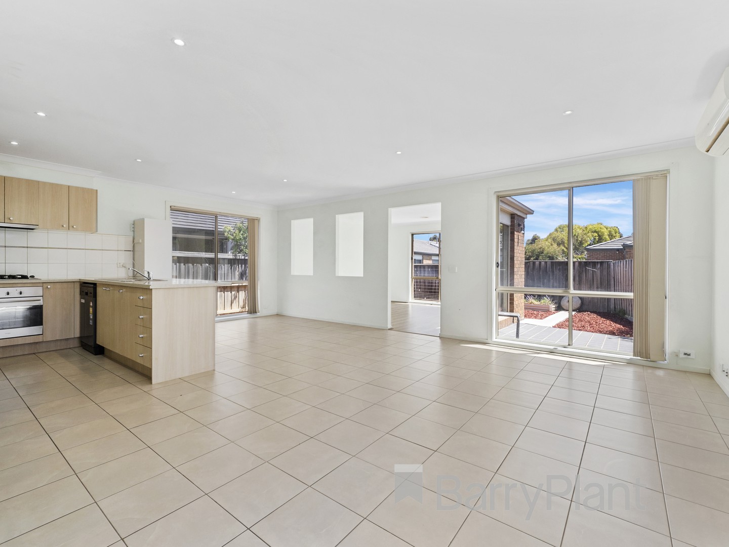 31 Hamish Drive, Tarneit, VIC 3029, Tarneit - Thumbnail 5